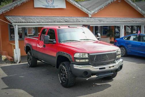 2005 GMC Sierra 2500 WT