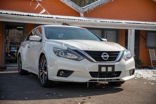 2017 Nissan Altima 2.5 SR