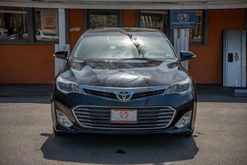Black 2014 Toyota Avalon Limited