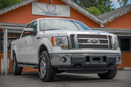 Gray 2011 Ford F-150 Lariat