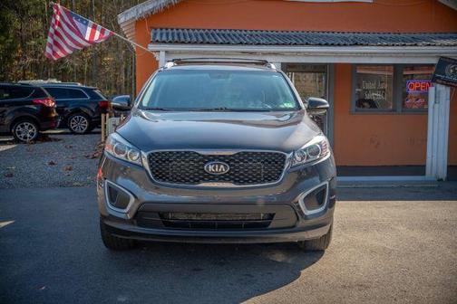 2018 Kia Sorento LX