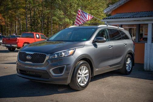 2018 Kia Sorento LX