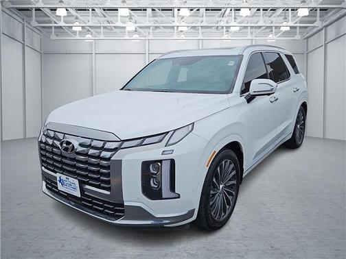 Hyper White 2023 Hyundai PALISADE Calligraphy