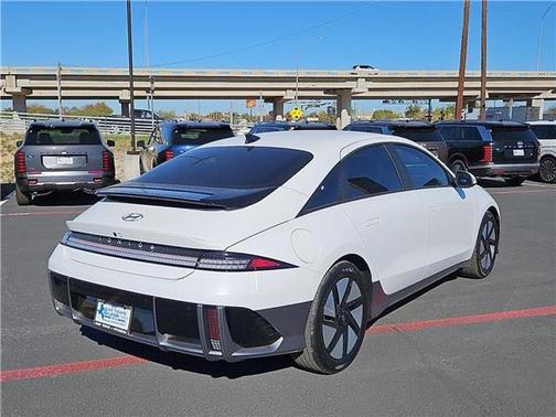 2025 Hyundai IONIQ 6 SE