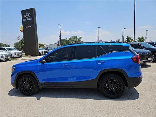 2024 GMC Terrain SLT
