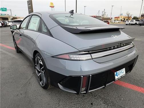 2025 Hyundai IONIQ 6 SEL