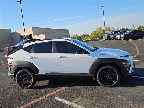 White 2027 Hyundai KONA SEL