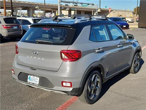 2023 Hyundai VENUE Limited