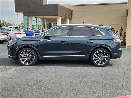 2022 Lincoln Nautilus Reserve