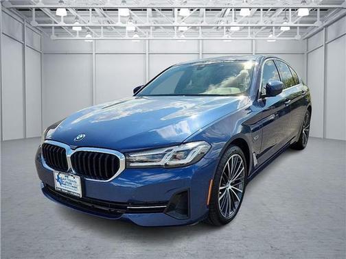 2022 BMW 530e 530e