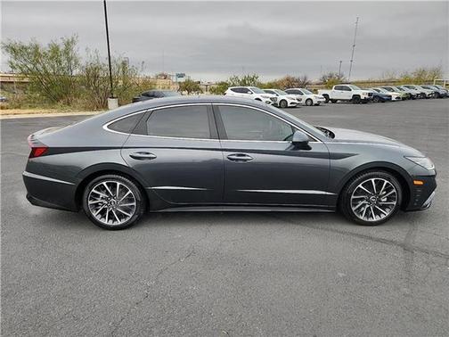 2023 Hyundai SONATA Limited