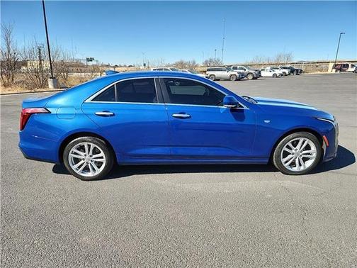 2023 Cadillac CT4 Luxury