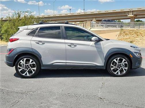 2023 Hyundai KONA Limited