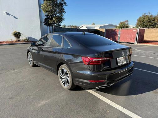 2021 Volkswagen Jetta 1.4T SEL Premium