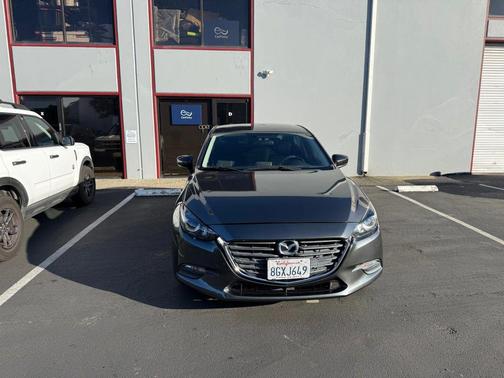 2017 Mazda Mazda3 Sport