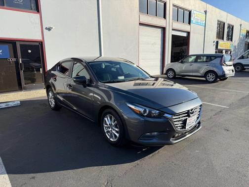 2017 Mazda Mazda3 Sport