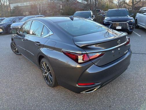 2025 Lexus ES 350 Base