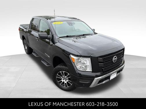 Super Black 2021 Nissan Titan SV