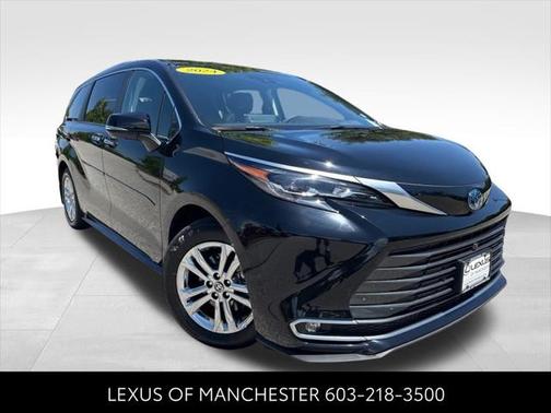2024 Toyota Sienna Platinum 7 Passenger
