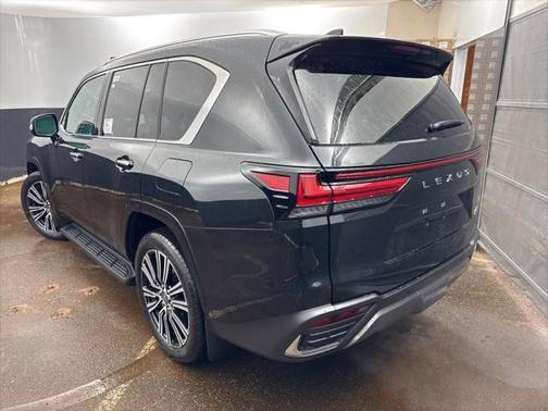2025 Lexus LX 600 Luxury