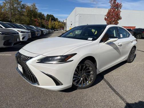 2025 Lexus ES 350 Ultra Luxury