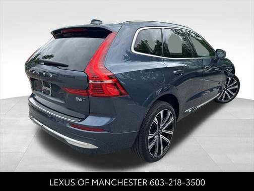 2023 Volvo XC60 B6 Ultimate Bright Theme