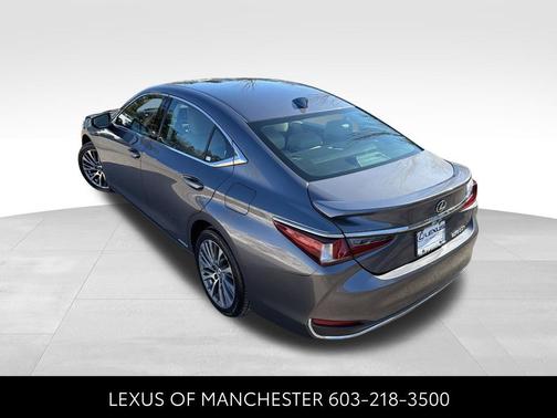 2021 Lexus ES 300h Base