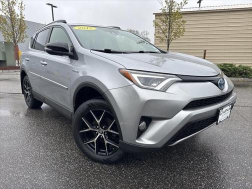 2017 Toyota RAV4 Hybrid SE