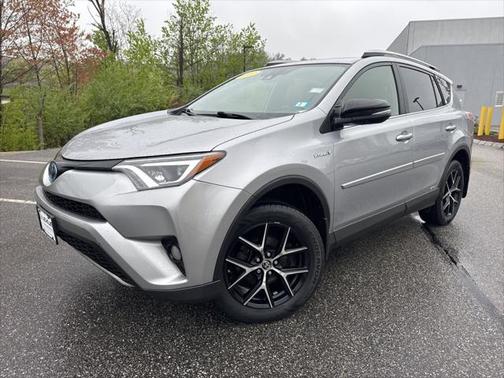 2017 Toyota RAV4 Hybrid SE