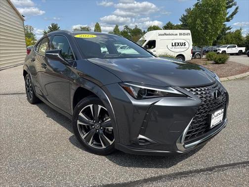 2025 Lexus UX 300h Base