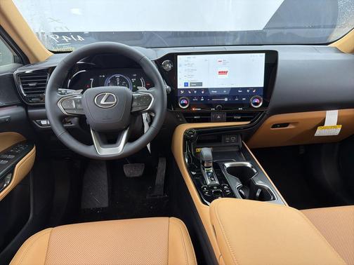 2026 Lexus NX 450h+ Luxury