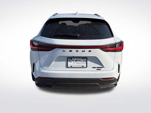 2026 Lexus NX 450h+ Luxury