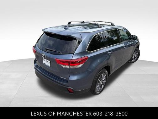 Shoreline Blue Pearl 2018 Toyota Highlander XLE