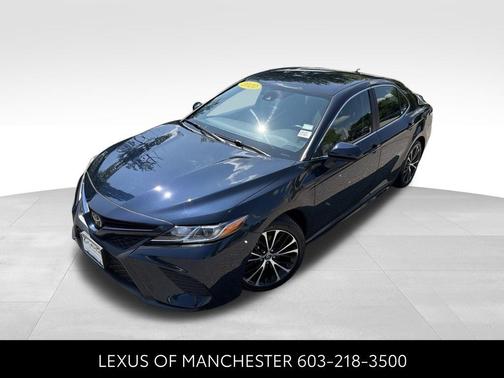 Galactic Aqua Mica 2020 Toyota Camry SE