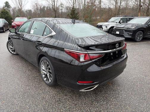 2025 Lexus ES 350 Ultra Luxury