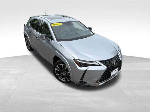 Iridium 2023 Lexus UX 250h Base