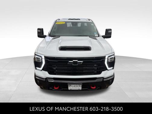 Summit White 2025 Chevrolet Silverado 2500 LTZ