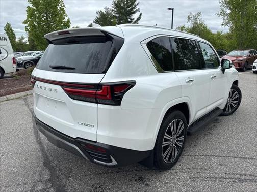 2025 Lexus LX 600 Luxury