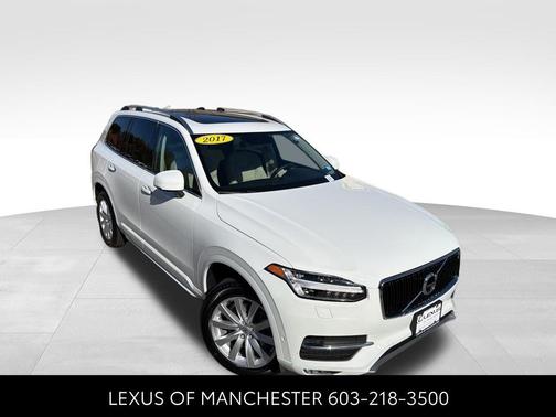 2017 Volvo XC90 T6 Momentum