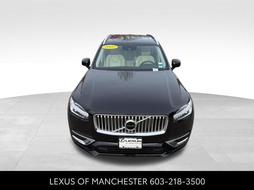 2022 Volvo XC90 T6 Inscription