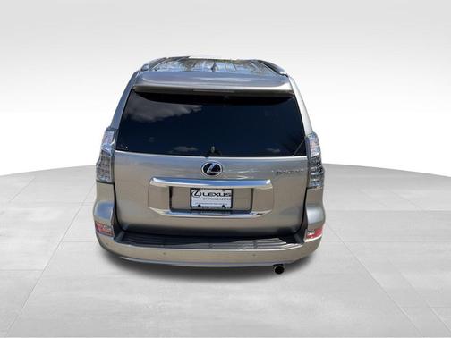 Atomic Silver 2022 Lexus GX 460 Luxury