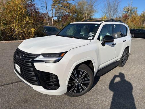 2025 Lexus LX 600 Luxury