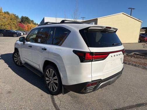 2025 Lexus LX 600 Luxury