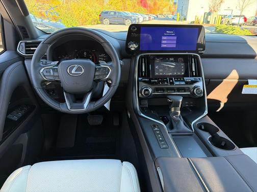 2025 Lexus LX 600 Luxury