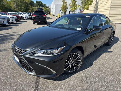 2025 Lexus ES 350 Base