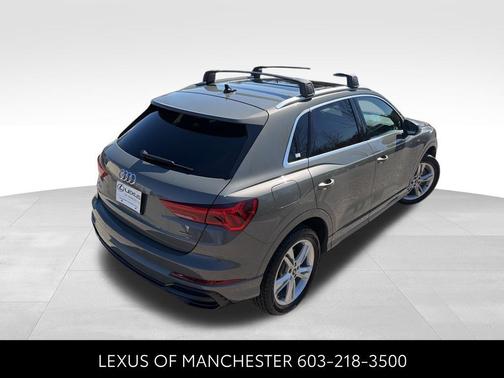 Chronos Gray Metallic 2022 Audi Q3 45 S line Premium