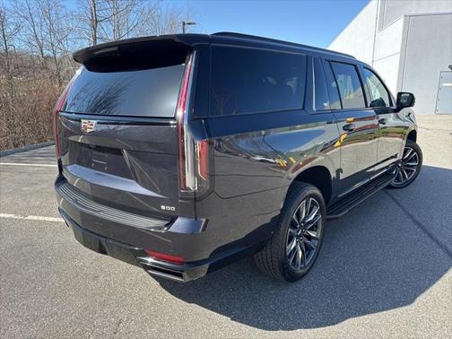2024 Cadillac Escalade ESV Sport
