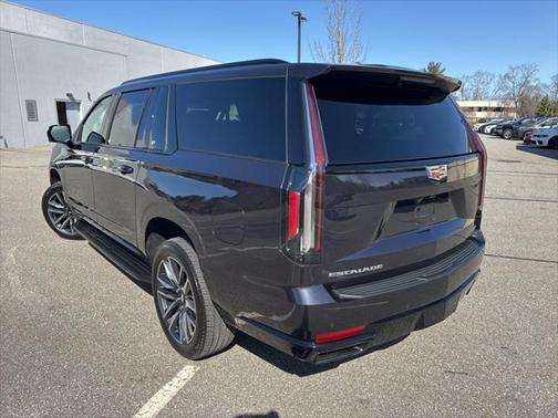 2024 Cadillac Escalade ESV Sport