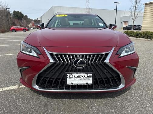 2023 Lexus ES 300h Base