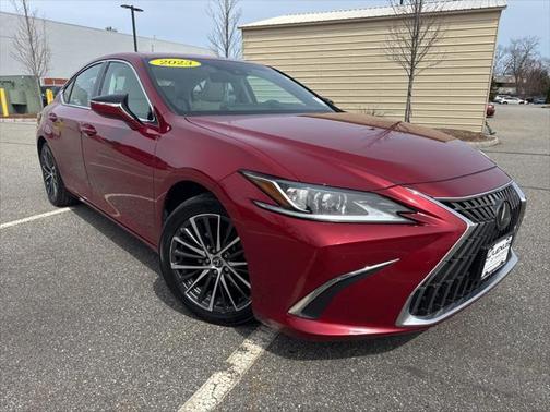 2023 Lexus ES 300h Base